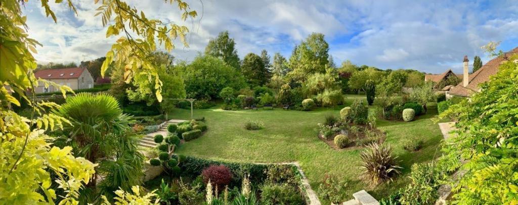 Beautiful Country House: Parisian Retreat 50 Minutes from Eiffel Tower Hodent Exterior photo